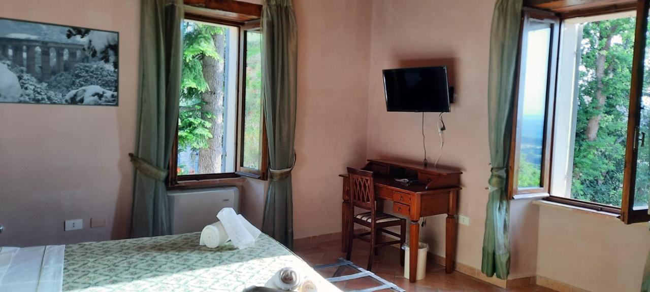 Agriturismo Villino Bellavista 스폴레토 외부 사진
